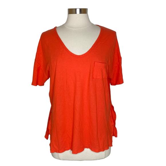 Urban Outfitters Coral Orange Front Pocket T-Shirt Women’s Size Medium - Picture 1 of 9